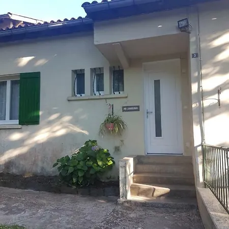 Chez Black And White 3*