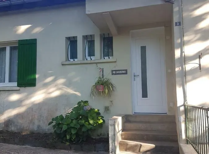 Chez Black And White 3*