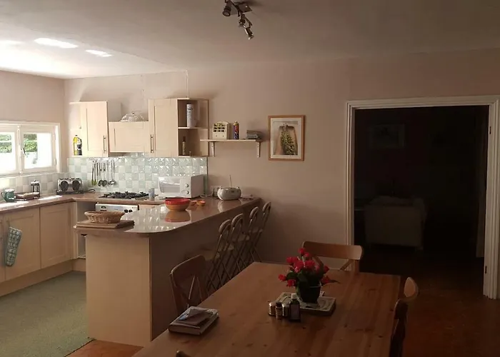 Chez Black And White 3*